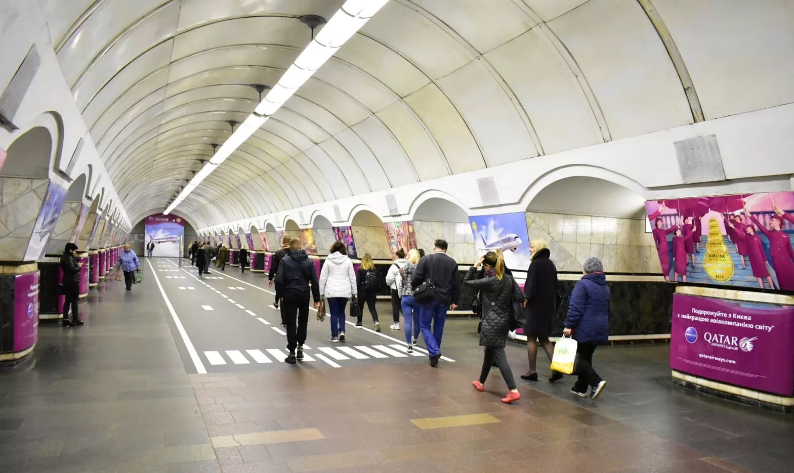 Реклама в метрополітені Реклама в метрополітені